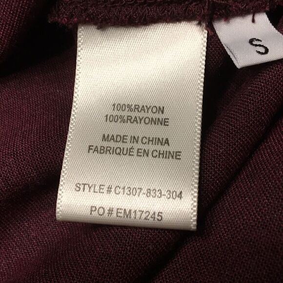 Cloth & Stone Cold Shoulder Top - Picture 5 of 6